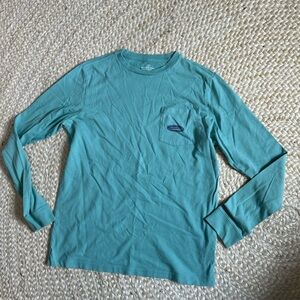 Vineyard vines L 100% cotton made in Peru Long Sleeve teal blue front pocket